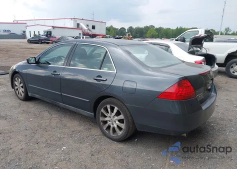 2007 Honda Accord 3.0 Se из США, поврежденный, VIN 1HGCM66417A084849